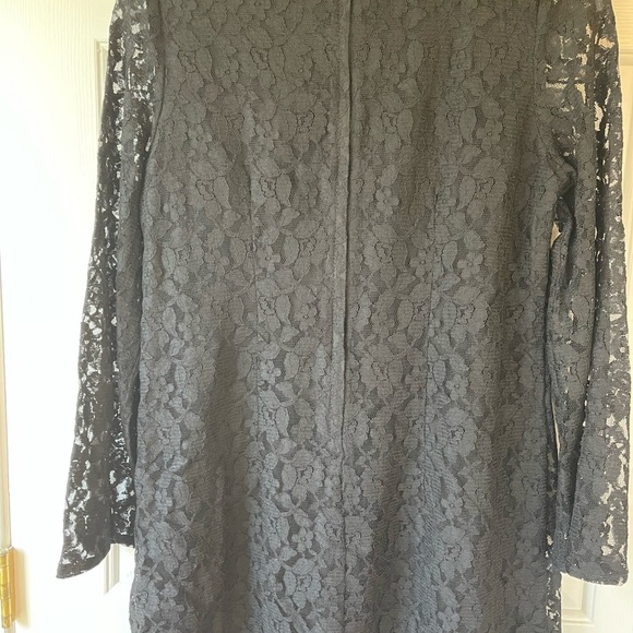 🆕H &‎ M divided lace overlay ladies dress-NWT-size 8-sheath-flared sleeves-mini - Picture 3 of 16